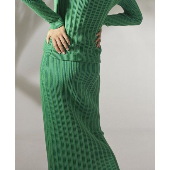 RUE STIIC Ribbed Knit Midi Skirt Green Small - Picture 2 of 6